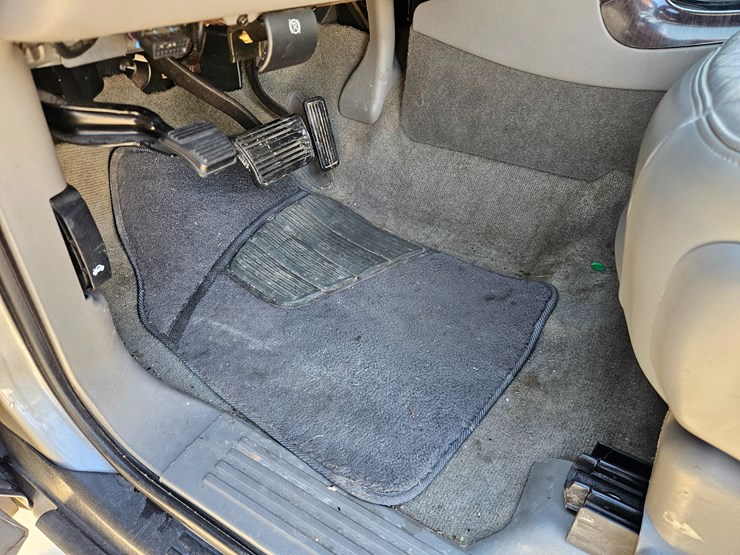 2004-gmc-yukon-image-27