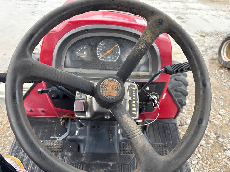 mahindra-2810-image-37