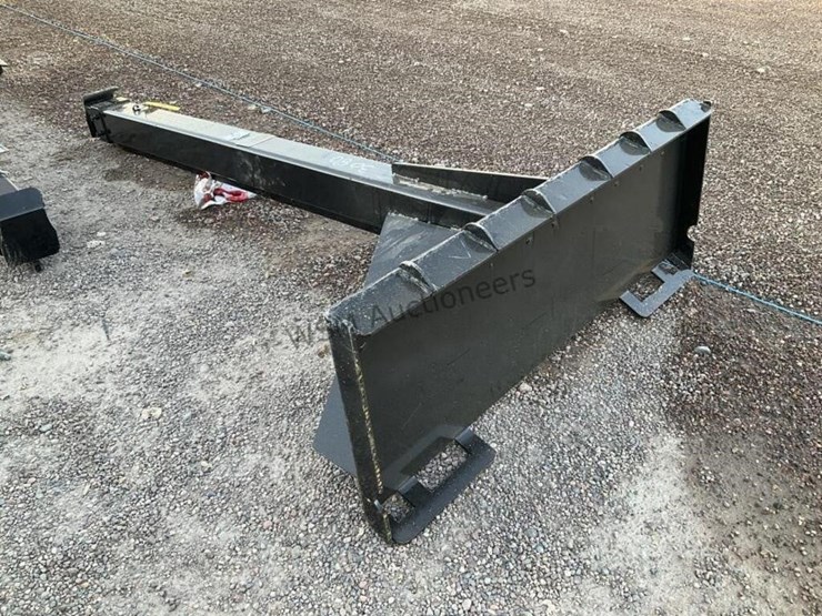 2025-giyi-tb47-telescopic-boom-for-skid-steer-image-4