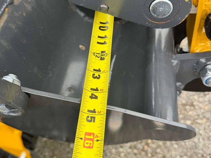 2025-cfg-industrial-qk20r-mini-excavator-image-13