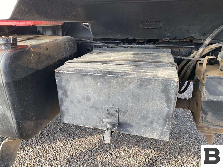 1986-gmc-c7000-truck-image-14