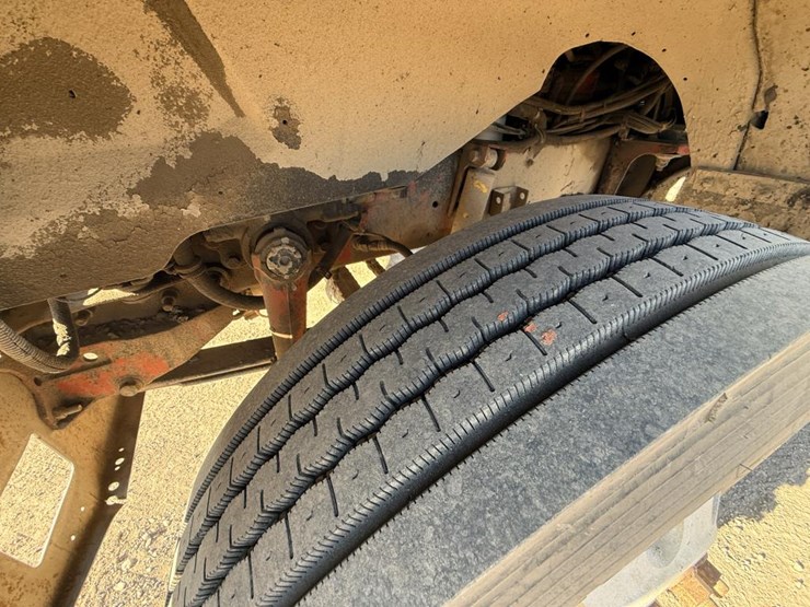 #1974-•-2008-international-eagle-day-cab-truck-tractor-image-55