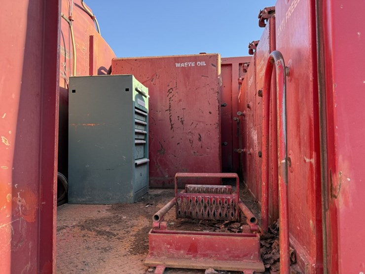 #1953-•-1998-ford-fuel-truck-image-38