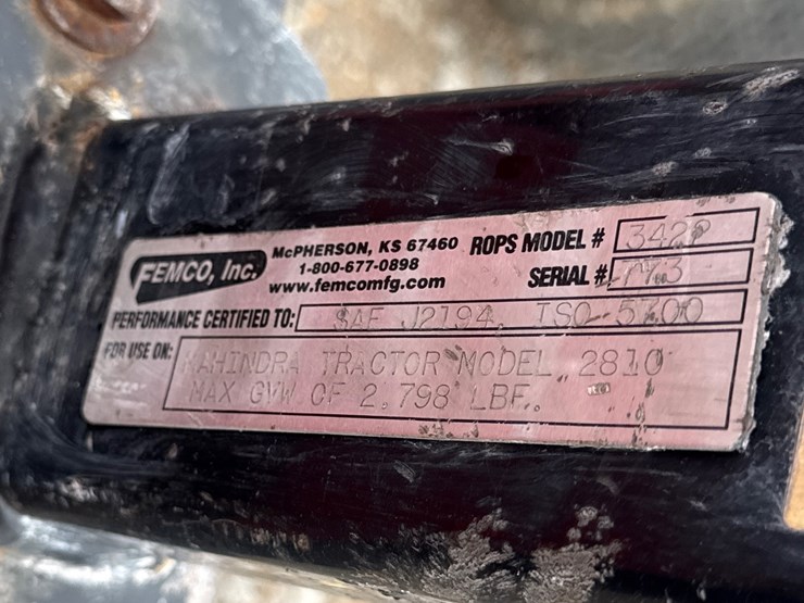 mahindra-2810-image-12