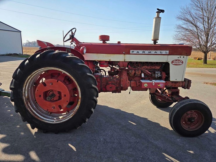 case-ih-560-image-35