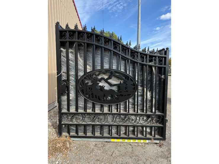 14'-bi-parting-wrought-iron-deer-gate,-2-7'-wide-panels-image-1