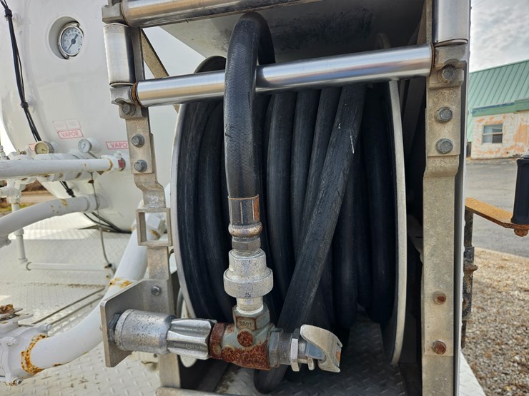 2016-freightliner-s2g-image-81