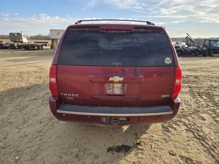 2009-chevrolet-tahoe-ltz-image-12