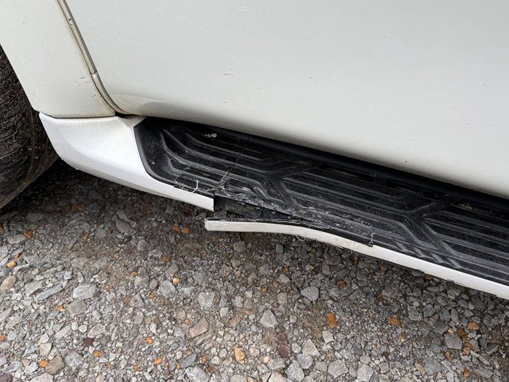 2012-infiniti-qx56-image-20