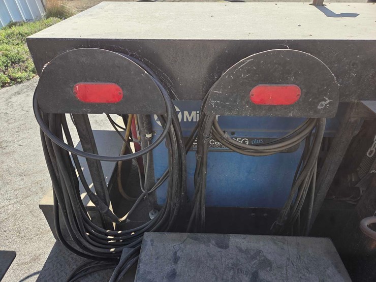 miller-bobcat-225g-image-25