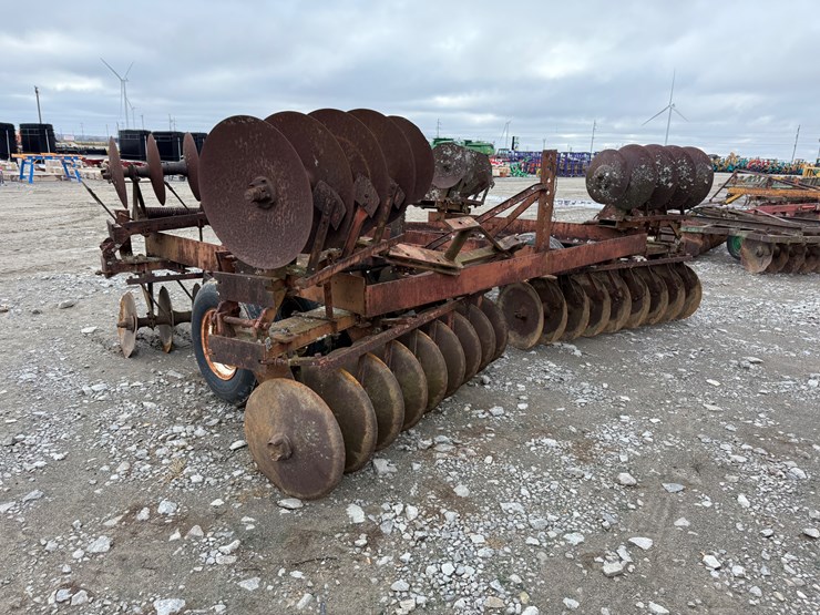 john-deere-7-image-30