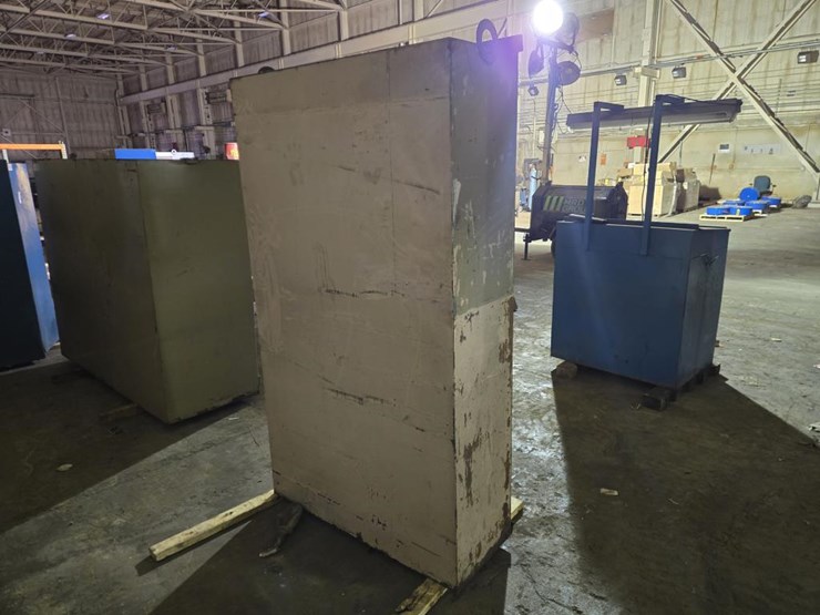 #3476-•-approx.-48"x20"x84"-cabinet-image-4