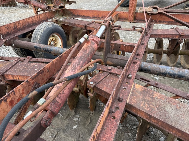 john-deere-7-image-40