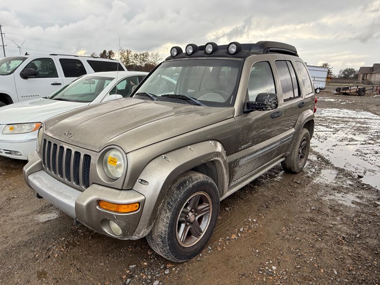2004-jeep-liberty-image-1
