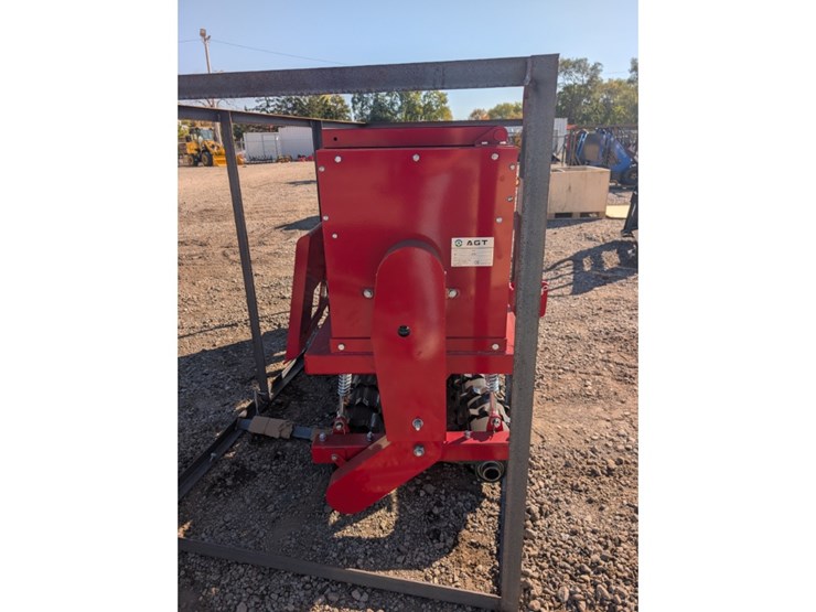 agt-skid-steer/3-point-seed-drill-image-4
