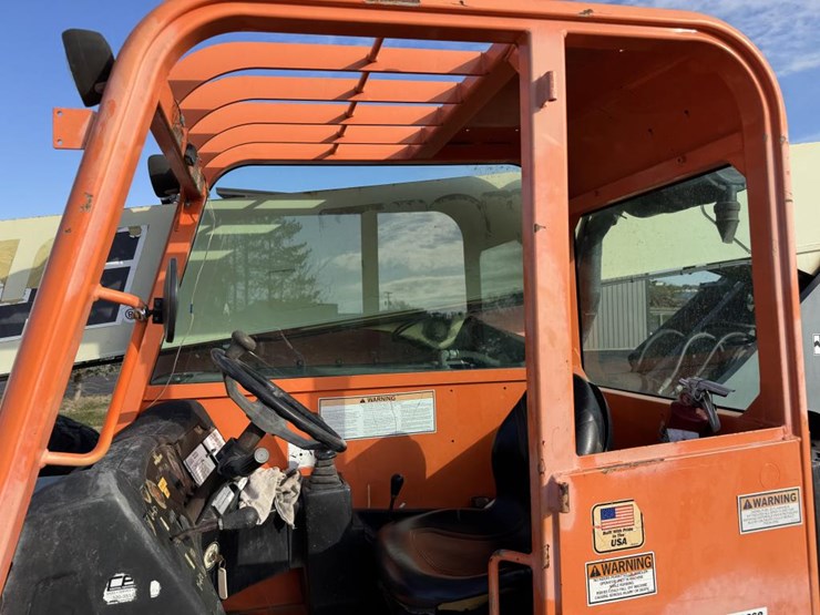 2006-jlg-g6-42a-image-22