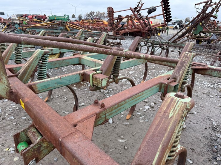 john-deere-1600-image-11