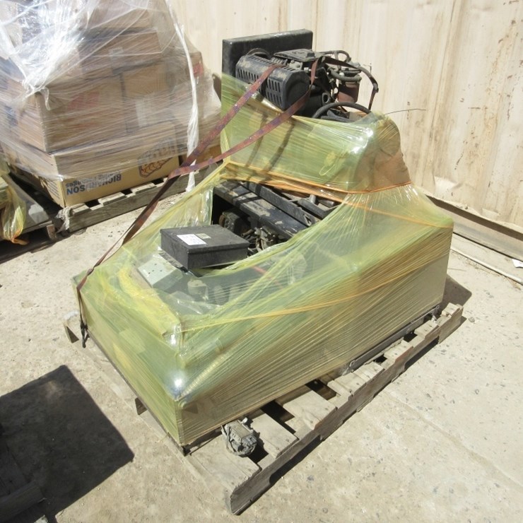Lot Of Misc Gas Generators, Gas Engines & Parts