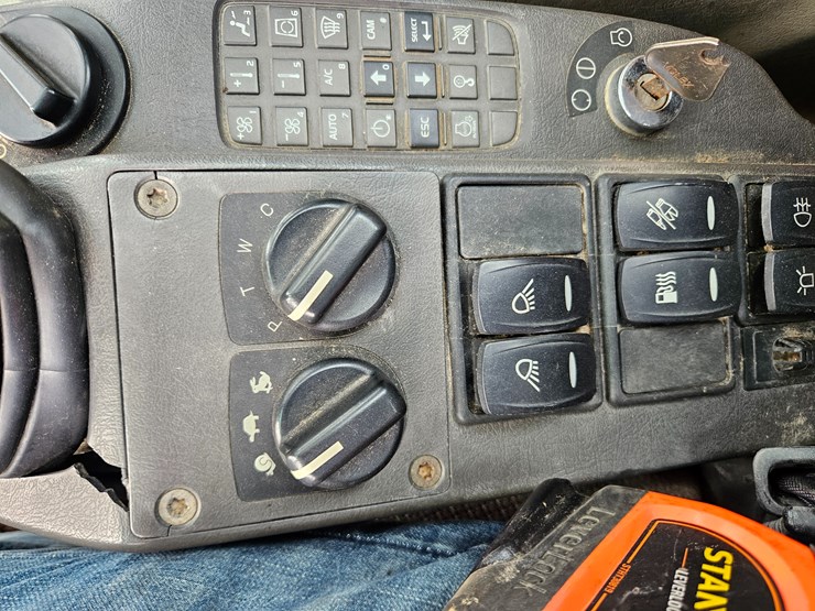 2007-volvo-ew160c-image-41