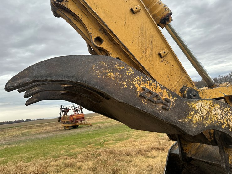 deere-790e-lc-image-37