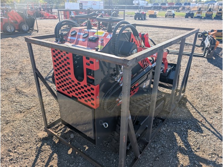 agt-ysrt14-mini-skid-steer-image-5