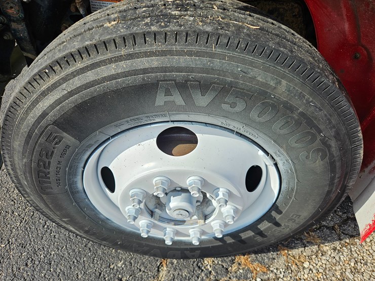 2018-freightliner-s2g-image-87