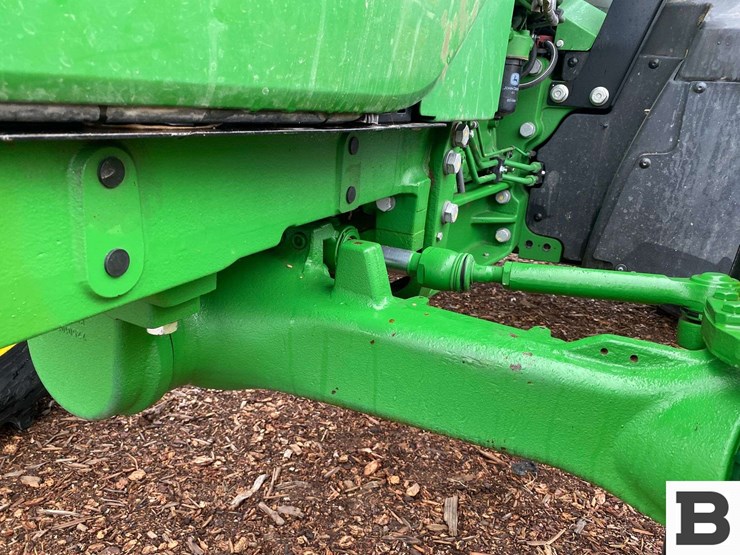 2018-john-deere-5090m-image-11