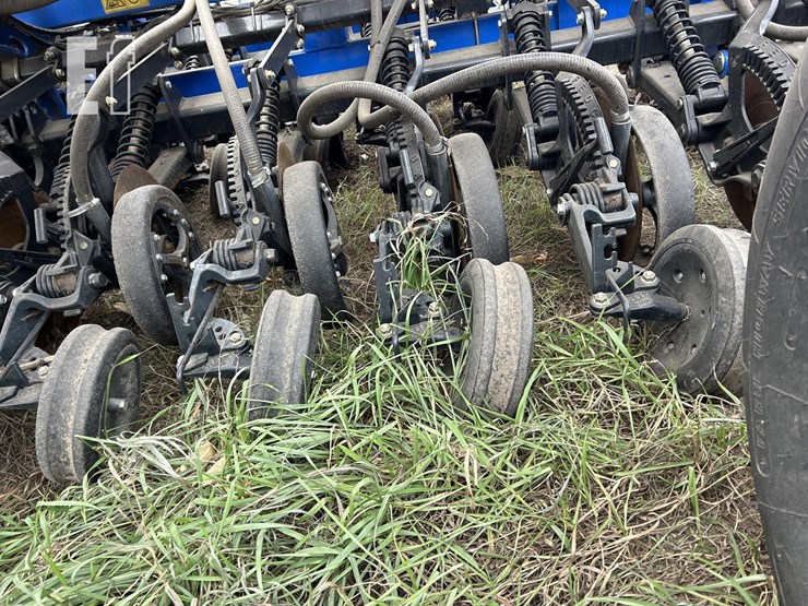 new-holland-p2080-image-68