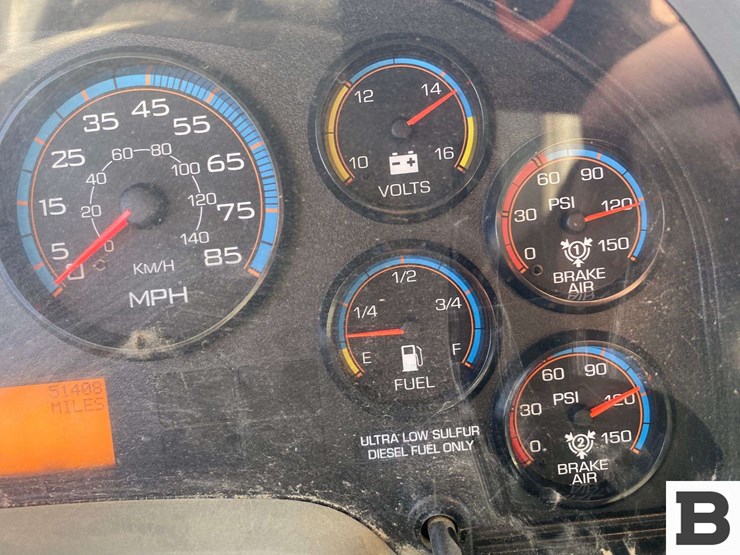 2011-international-durastar-4300-image-77