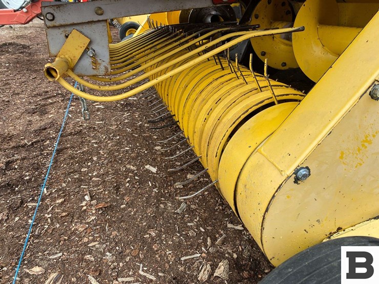 2002-new-holland-bb900-image-24