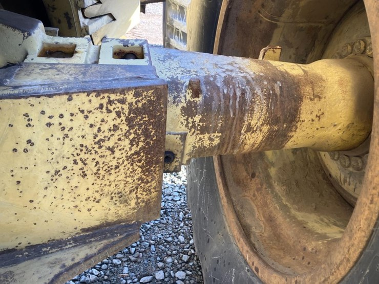 caterpillar-535b-image-39