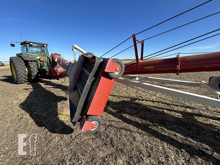 buhler-farm-king-16104-image-8