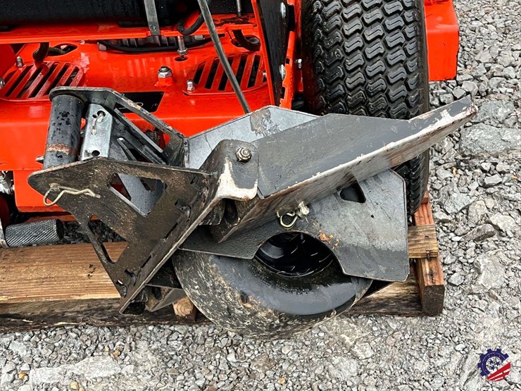 2023-bad-boy-603cc-/-48”-stand-up-lawn-mower-image-17