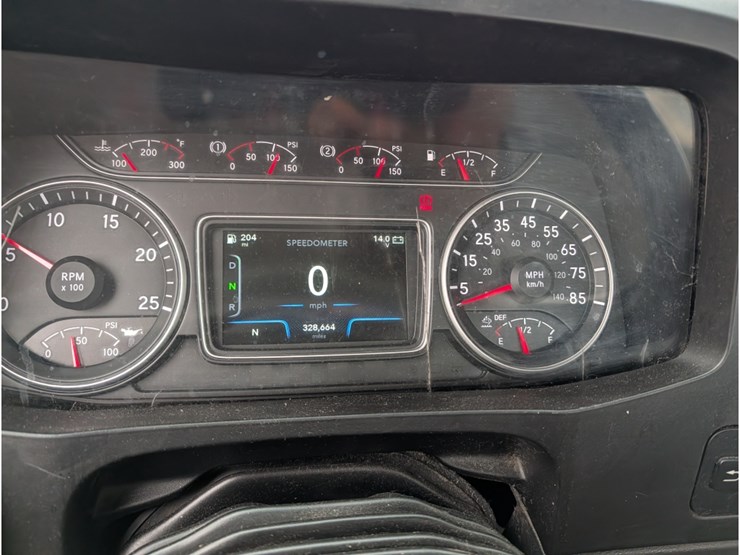 2019-international-lt-image-24