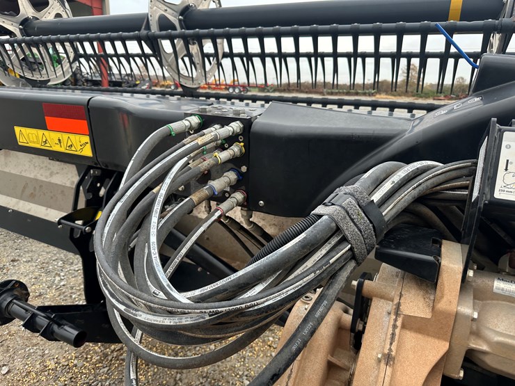 2022-mac-don-fd240-image-27