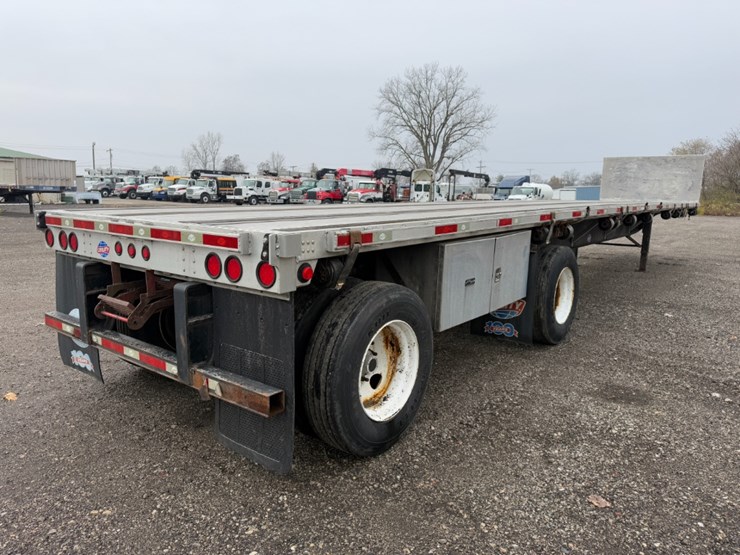 2014-utility-flatbed-image-5