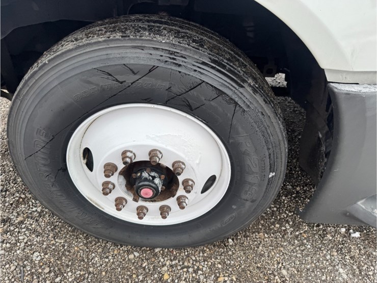 2019-international-lt-image-10