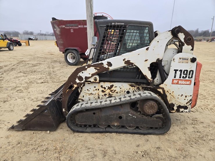 bobcat-t190-image-4