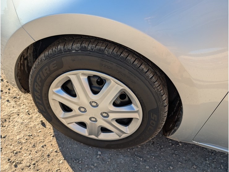 2013-kia-rio-image-10