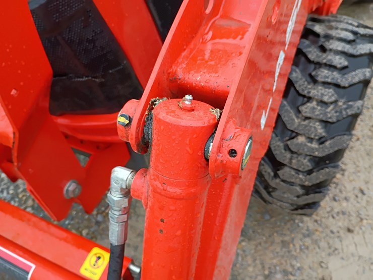 2022-kubota-la526-image-65