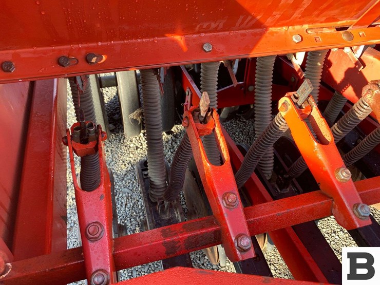 j.i.-case-6300-grain-drill-image-9