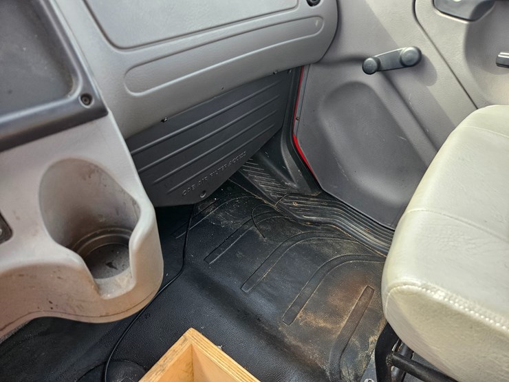 2018-freightliner-s2g-image-52