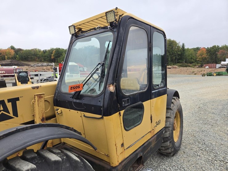 caterpillar-th83-image-42