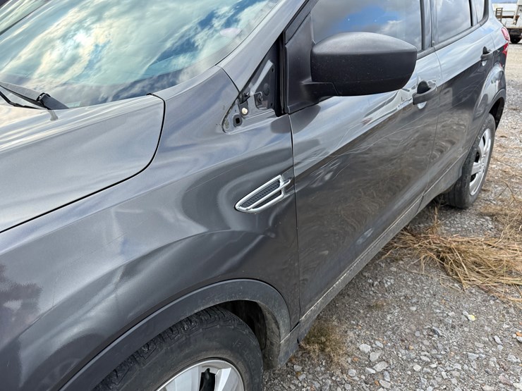 2014-ford-escape-image-17