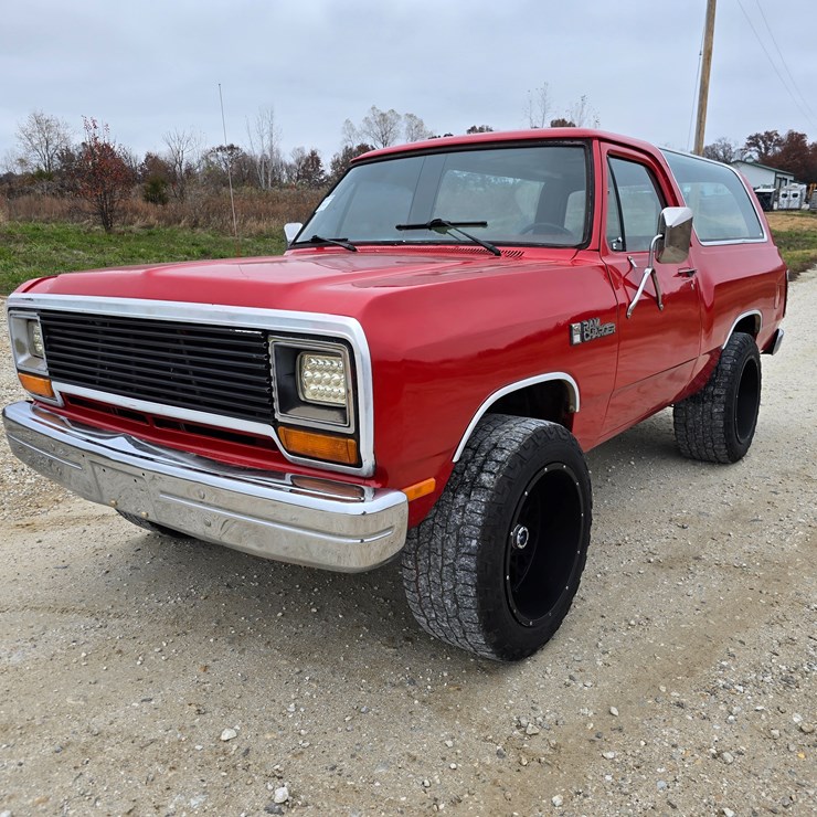 1986 DODGE RAM CHARGER