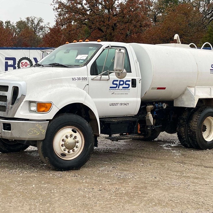 2007 FORD F750