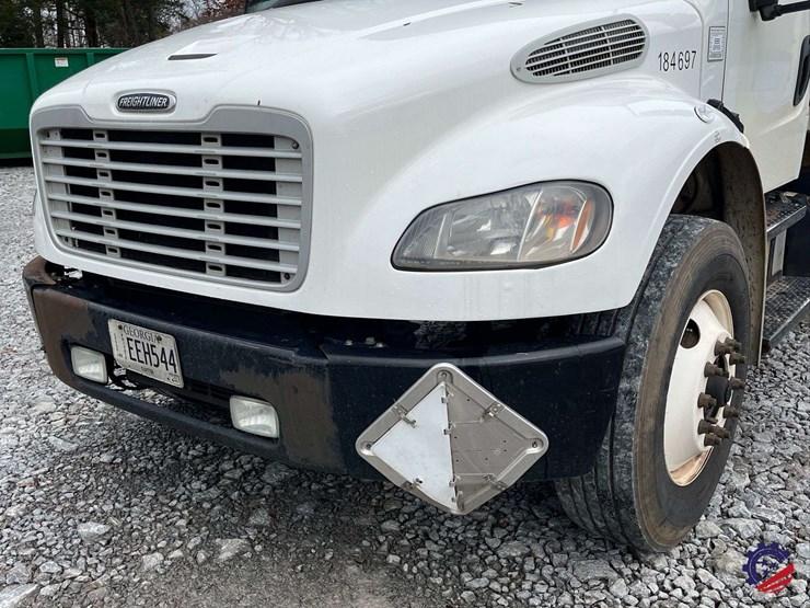 2017-freightliner-m2-s/a-tank-truck-image-16