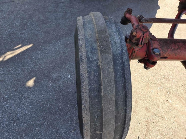 case-ih-560-image-45