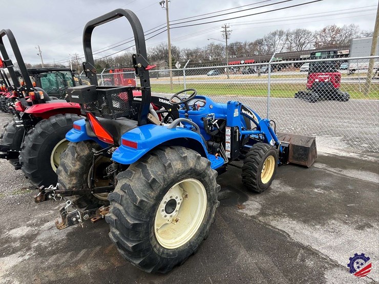 new-holland-tc40a-image-3