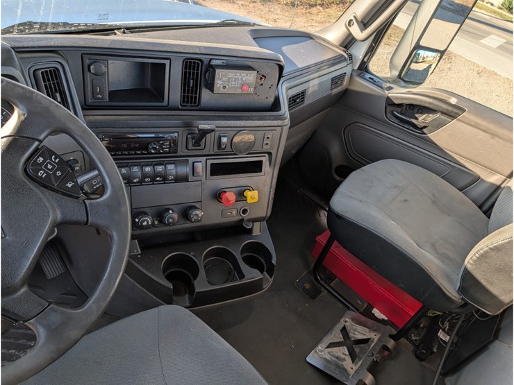 2019-international-lt-image-23